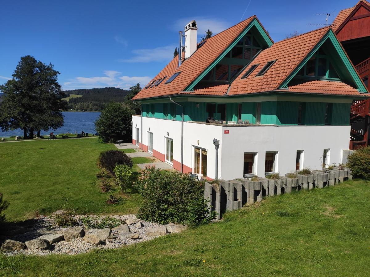 Appartement Lipno Riviéra - Myši v botě à Lipno nad Vltavou Extérieur photo