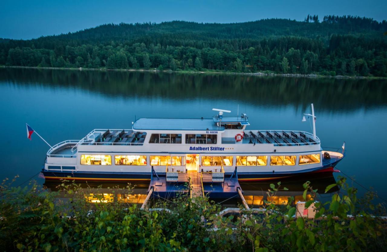Appartement Lipno Riviéra - Myši v botě à Lipno nad Vltavou Extérieur photo
